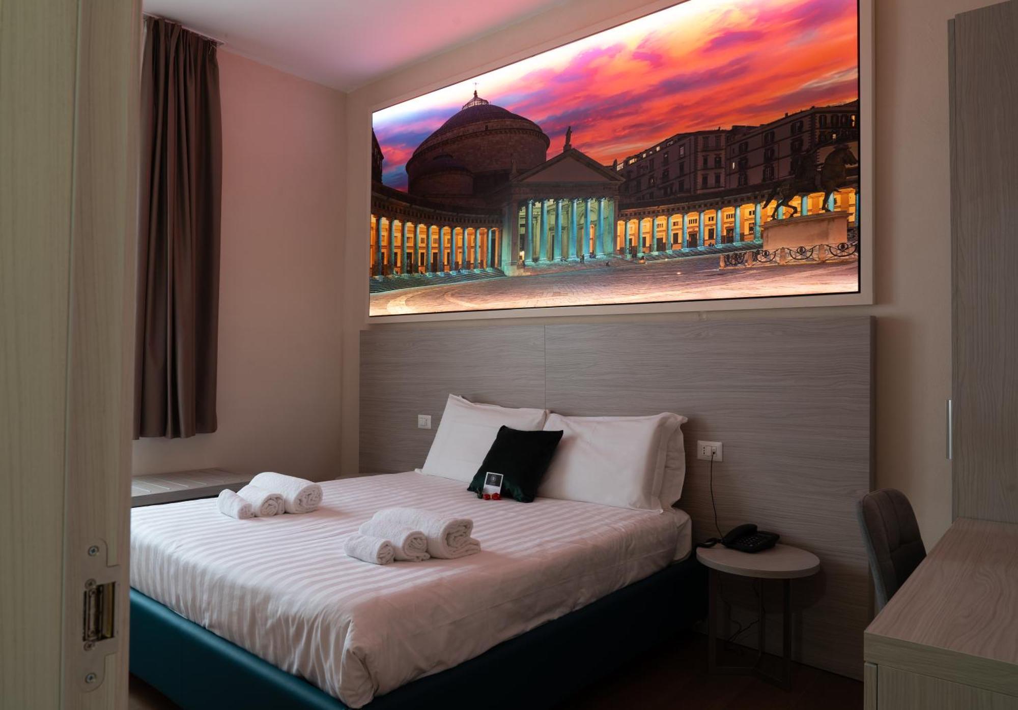 The Sun Boutique 3* Naples